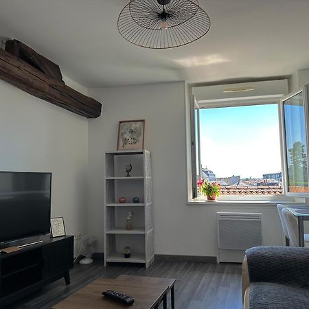 Appartement Cosy En Centre Ville โชเลต์ ภายนอก รูปภาพ